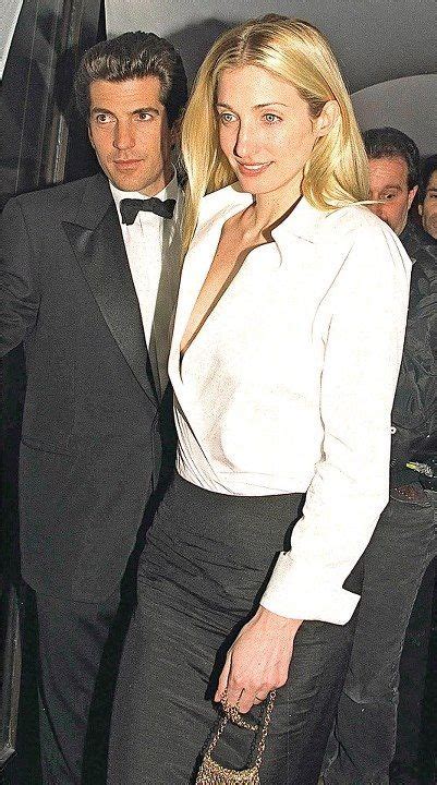 Style Crush Carolyn Bessette Kennedy Pieces Of A Mom