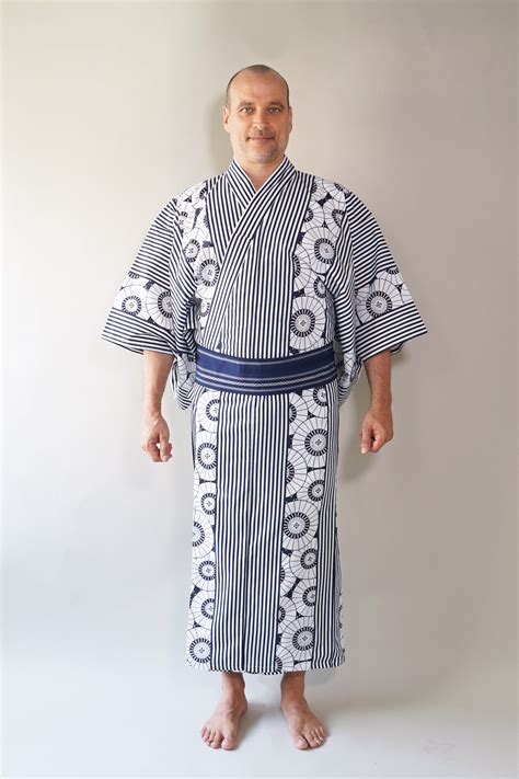 How To Wear A Yukata For Men Yukata Japan