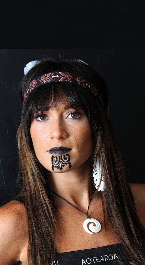 Tribal Chin Tattoos Meaning Tribal Tattoos Design