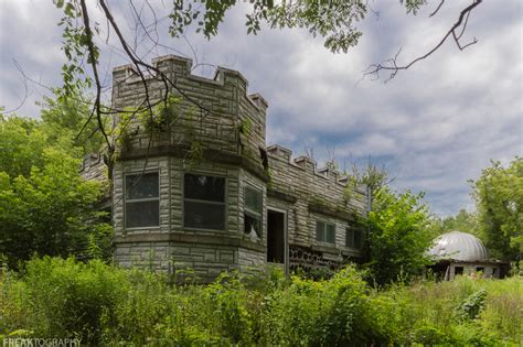 However, some buildings survived for a while and attracted urban explorers and photographers. An abandoned house in Ontario, Canada that was built to look like a castle. (OC) 1200 × 798 ...
