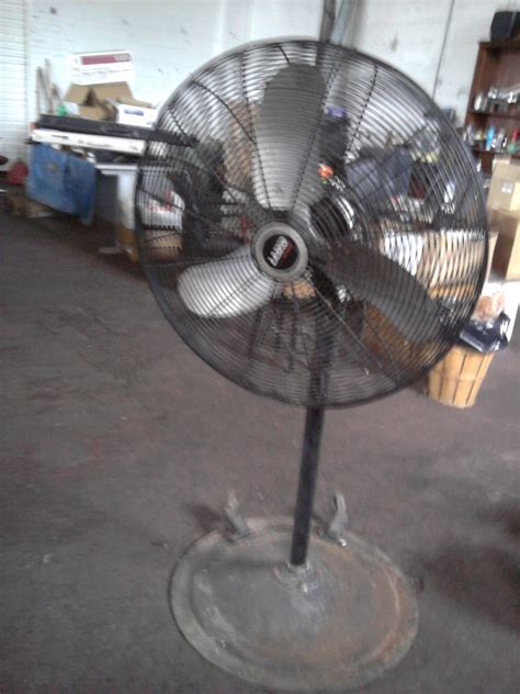Antiques And Collectible For Sale Vintage Lasko 30 Inch Fan