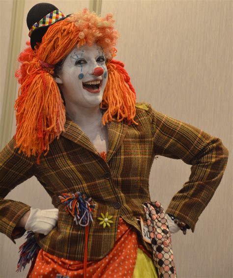 Clowns Picture From Northeast Clown Institute Facebook Group Female Clown Clown Pics Cute Clown