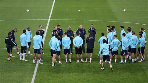 Ve slovakya ile karşılaşacak ümit milli futbol takımı'nın aday kadrosu belli oldu. A Milli Futbol Takımı aday kadrosu açıklandı