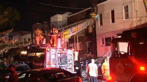 Jersey City Fire 7 Firefighters Hurt Battling Multi Alarm House Fire