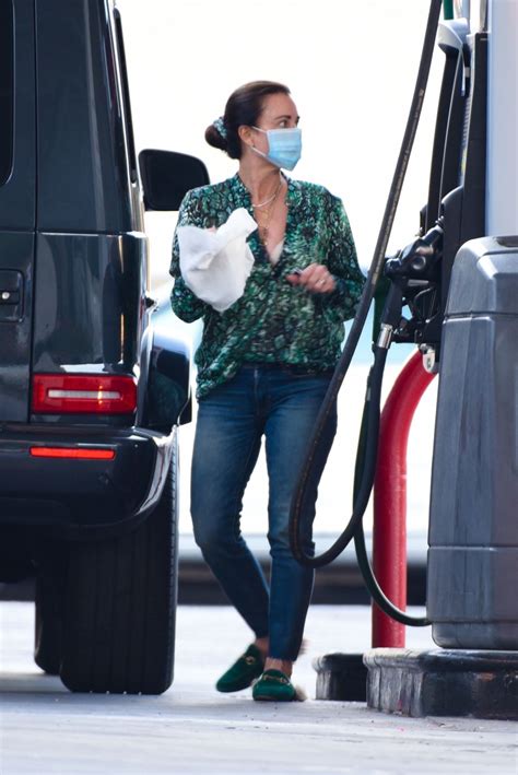 How much does plastic surgery cost in 2020? KYLE RICHARDS at a Gas Station in Los Angeles 11/02/2020 ...