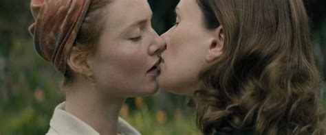 Holliday Grainger Lesbian Thefappening