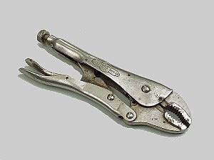Check out the additional feature that'll allow you to leverage and lock more torque into the. Vice Grips