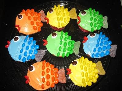 10 crazy cute cupcake recipes for kids. The Briggs Family: 04/02/2011 Fishy Cupcakes!