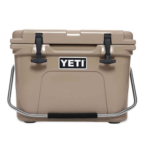 Genuine Yeti Roadie 20 Quart Cooler Ice Chest Tan New