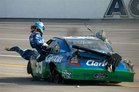 Terrifying Accident During The Nascar Race In Talladega 18 Pics 1