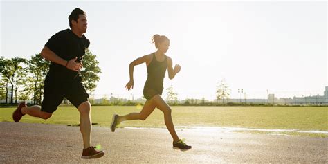 Imagenes De Personas Corriendo Imagui