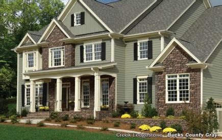White, linen, wicker, vintage cream, victorian gray, pebble clay, cypress, natural cedar. Exterior house colors brown roof vinyl siding 54+ best ...