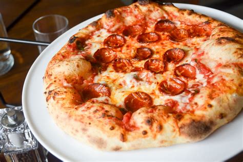 New Restaurant The Bricks Pizza Opens In Grosse Pointe Park On August 2