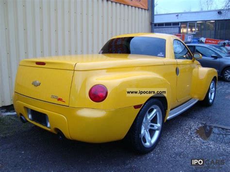 2003 Chevrolet Ssr Convertible Pickup In Export Yellow € 17500 Car
