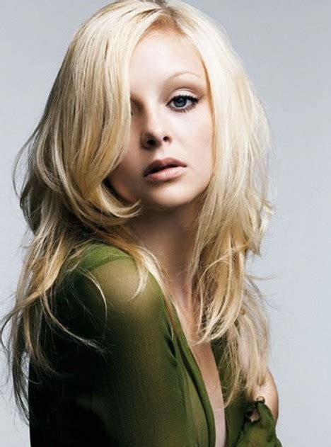 Ask your hairdresser for long layers at the back and smooth, graded layers the cut blends longer layers with the rest of the hair, but the layers that really matter are the ones framing the face. CUTE MEDIUM HAIRCUTS: Long haircuts
