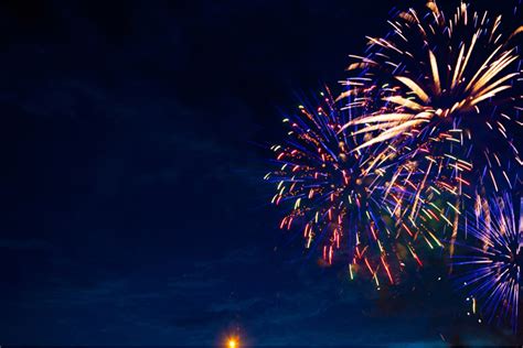 The bristol fourth of july committee is a volunteer organization of about 120 people, dedicated to continuing the celebration that honors our many civil servants, military and fire personnel of our community. Best Cities for 4th of July Celebrations 2020 - Lawnstarter