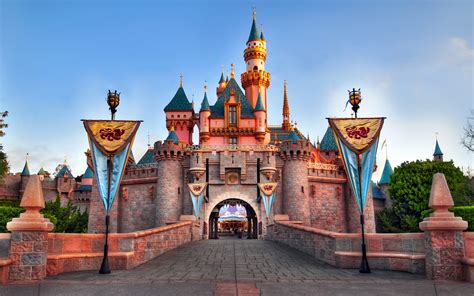 Disneyland Sleeping Beauty Castle 1600x1000 Wallpaper