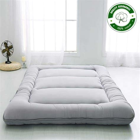 A futon mattress is a japanese invention, while a regular mattress bed is a western version. Best Futon Mattresses of 2020 (Review & Guide ...