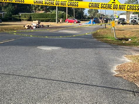 Ocala, Florida shooting leaves 2 dead & 4 injured on New Year's Day as