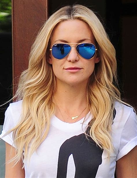 Summer Styles That Tame Curly Hair Curly Hair Styles Kate Hudson Hair Taming Curly Hair
