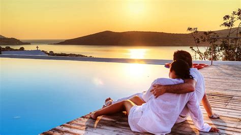 8 Romantic Destinations In Goa For Honeymoon Couples