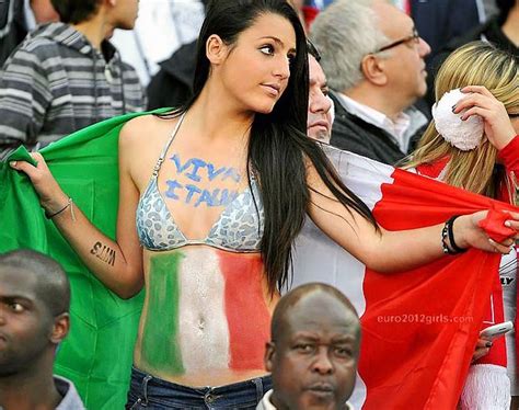 pin by katherine smith on euro 2012 soccer fans soccer girl soccer world