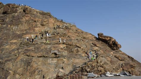 Gua Hira Tempat Nabi Muhammad Saw Menerima Wahyu Pertama Youtube