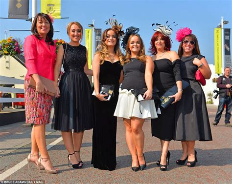 Aintree Races Becomes A Catwalk For Ladies On Day One Of Grand National 2015 Daily Mail Online