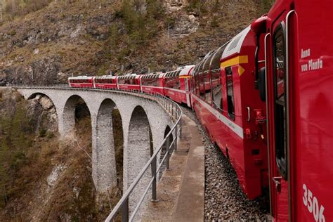 Excursion Dans Les Alpes Suisses à Bord Du Bernina Express Milan