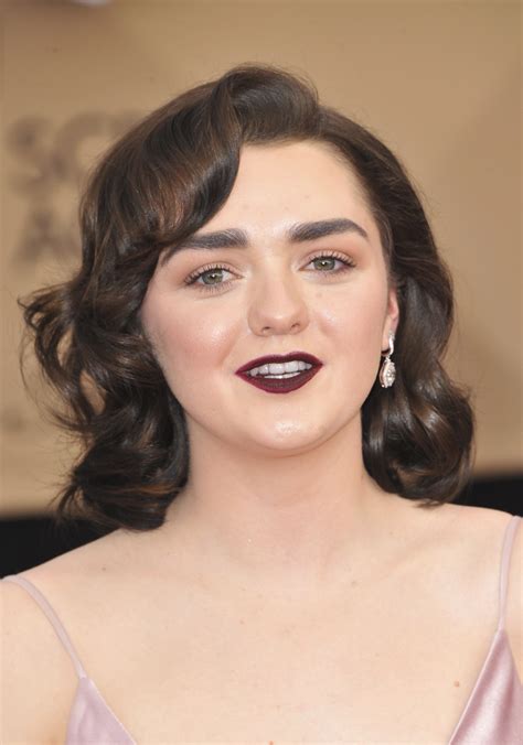 Maisie Williams 23rd Screen Actors Guild Awards 3 Satiny