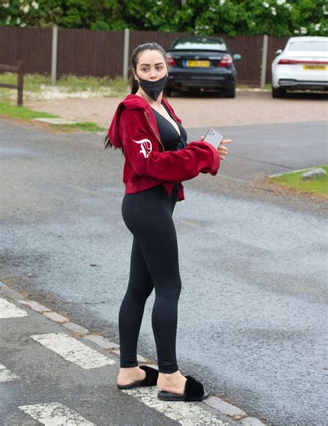 Busty Marnie Simpson Is Seen Leaving Her Home In Bedfordshire