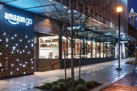Itwire First Amazon Go Store Opens In Seattle