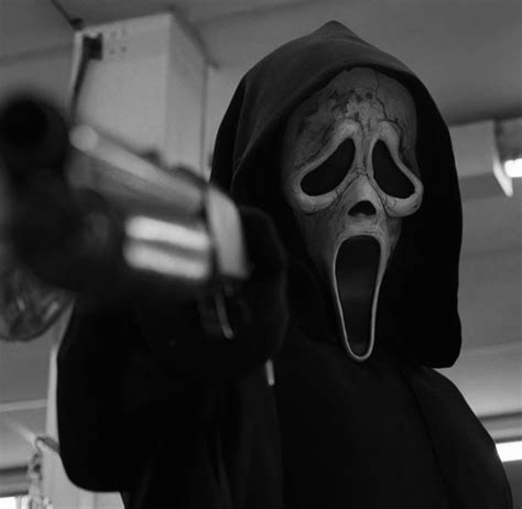 Scarie Movie Movie Art Scream 6 Scream Movie Scream Mask Ghost