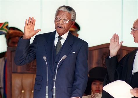 10 may 1994 nelson mandela sworn in as sa s first democratic president