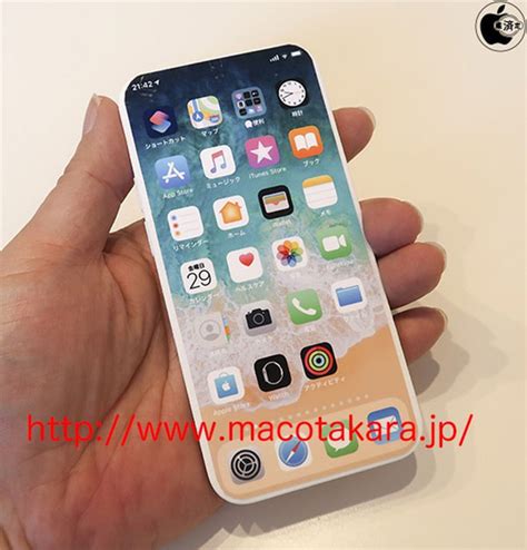 New Iphone 13 Dummy Units Show A Notchless Display And It Looks Great