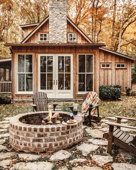 40 Cozy Cabins And Tiny Homes That Are The Perfect Escape For Your Next