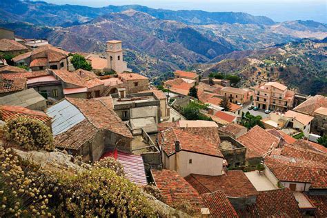 24 Stunning Medieval Mountaintop Villages In Italy Fodors Travel Guide