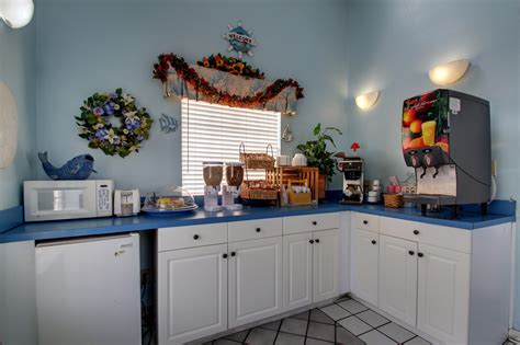 Our property offers the latest in hotel style and amenities to make your clanton vacation or business trip a success. Key West Inn in Clanton, Alabama - Hotel Accomodations ...