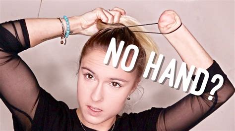How I Put My Hair Up With One Hand Cc Youtube