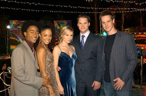 Glamorous Homecoming Scenes With The Cast Of Veronica Mars