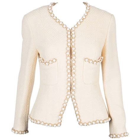 Rare Chanel Ivory Tweed Jacket At 1stdibs Chanel Beige Tweed Jacket