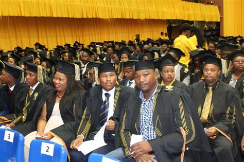 Universityfort Hare On Twitter Graduates Are Lined Up To Take Pics