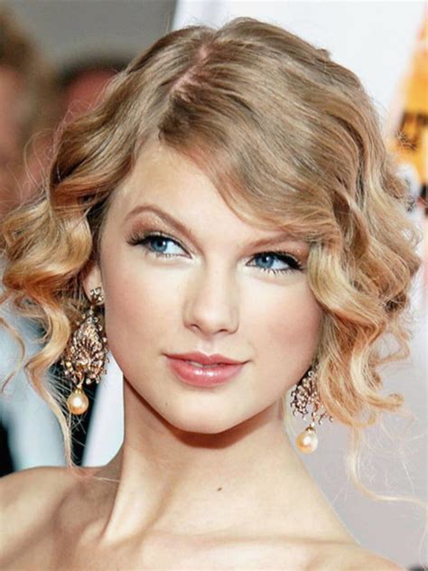 21 Best Short Hairstyles For Party