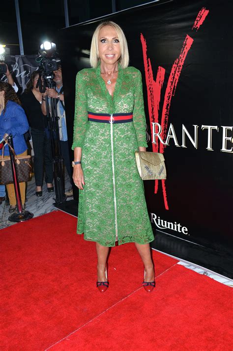 Laura (también llamado laura en américa, laura sin censura y laura en acción) fue un programa de televisión peruano del género talk show, animado por la abogada laura bozzo, transmitido y producido por américa televisión. ¡Que pase la evasora! Laura Bozzo debe 17 millones ...