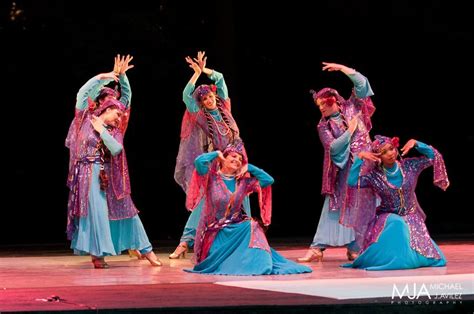 Persian Dance Dr Laurel Victoria Gray Central Asian Persian Turkic Arabian And Silk Road
