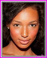 Photos of Natural Makeup Looks For Brown Skin