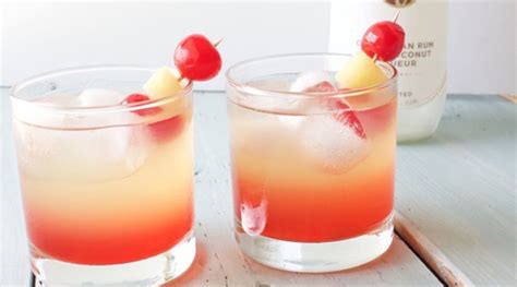 Using pineapple juice, malibu rum, and grenadine.its the perfect summer cocktail! Sunset Malibu Cocktail - Bremers Wine and Liquor