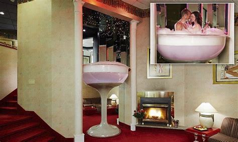 Cove Haven Hotel Has Champagne Glass Shaped Hot Tubs Daily Mail Online
