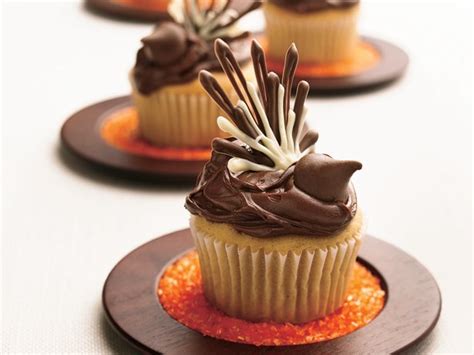 I've been super busy this fall getting thanksgiving activities together for woo! Delicious Thanksgiving Cupcakes Recipes