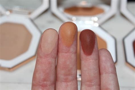 Fenty Beauty Bronzer Sun Stalk'r Review & Swatches